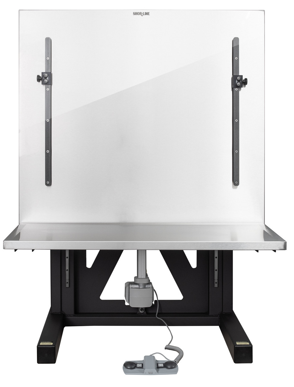 LIFT EXAM TABLE WITH SCALE LIFT EXAM TABLE WITH SCALE